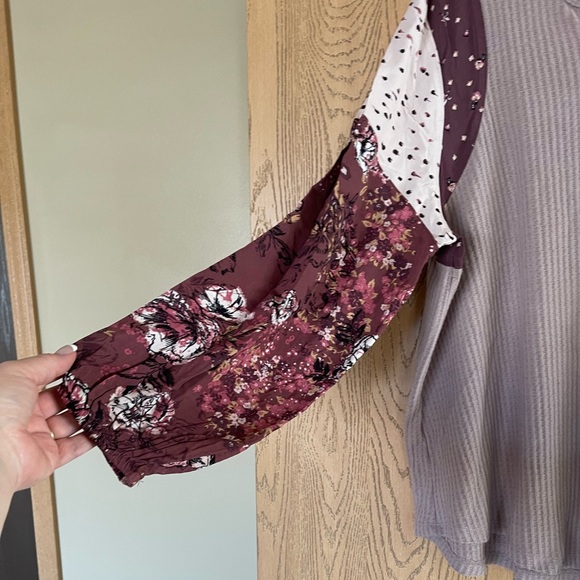 Maurices waffle shirt with blouse sleeves - Picture 2 of 5